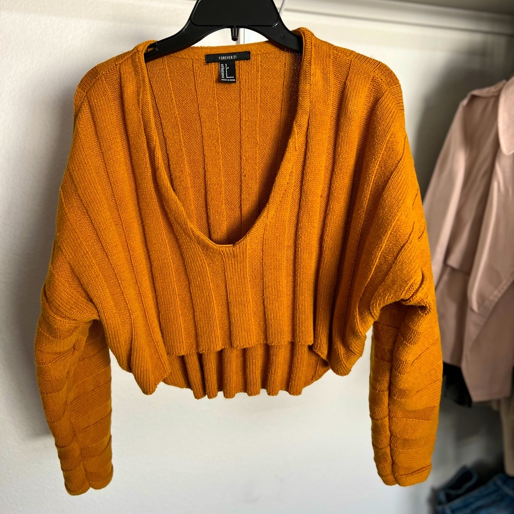 Forever 21 crop top sweaters